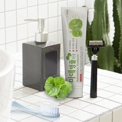 Madeca Madebatenec Toothpaste