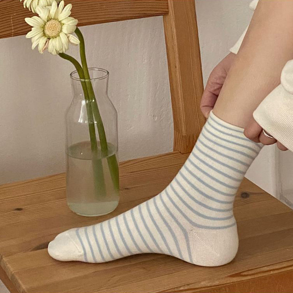Premium Women’s Fashion Non-binding socks Stripe Crew Socks